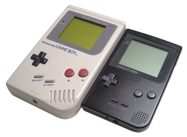 Größenvergleich Game Boy / Game Boy Pocket