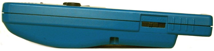 Game Boy Color Türkis Seitenansicht rechts